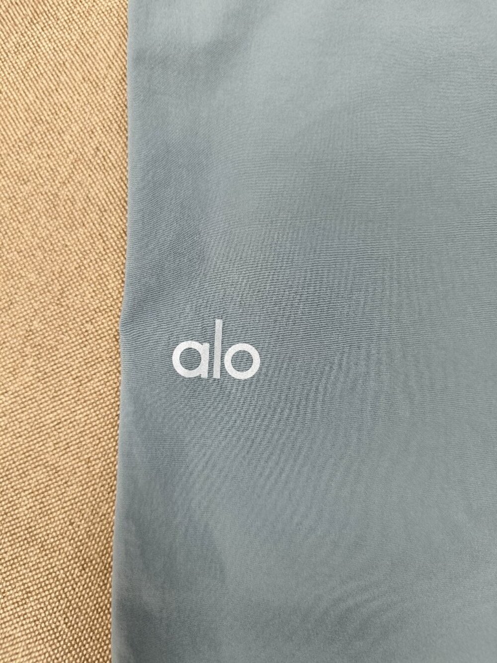 ALO Yoga NWT Suit Up Casual Pants Steel Grey🌻Relaxed Fit Regular-30" Inseam🥨 - Picture 5 of 7